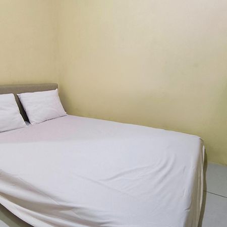 Nn Guesthouse 수라카르타 외부 사진
