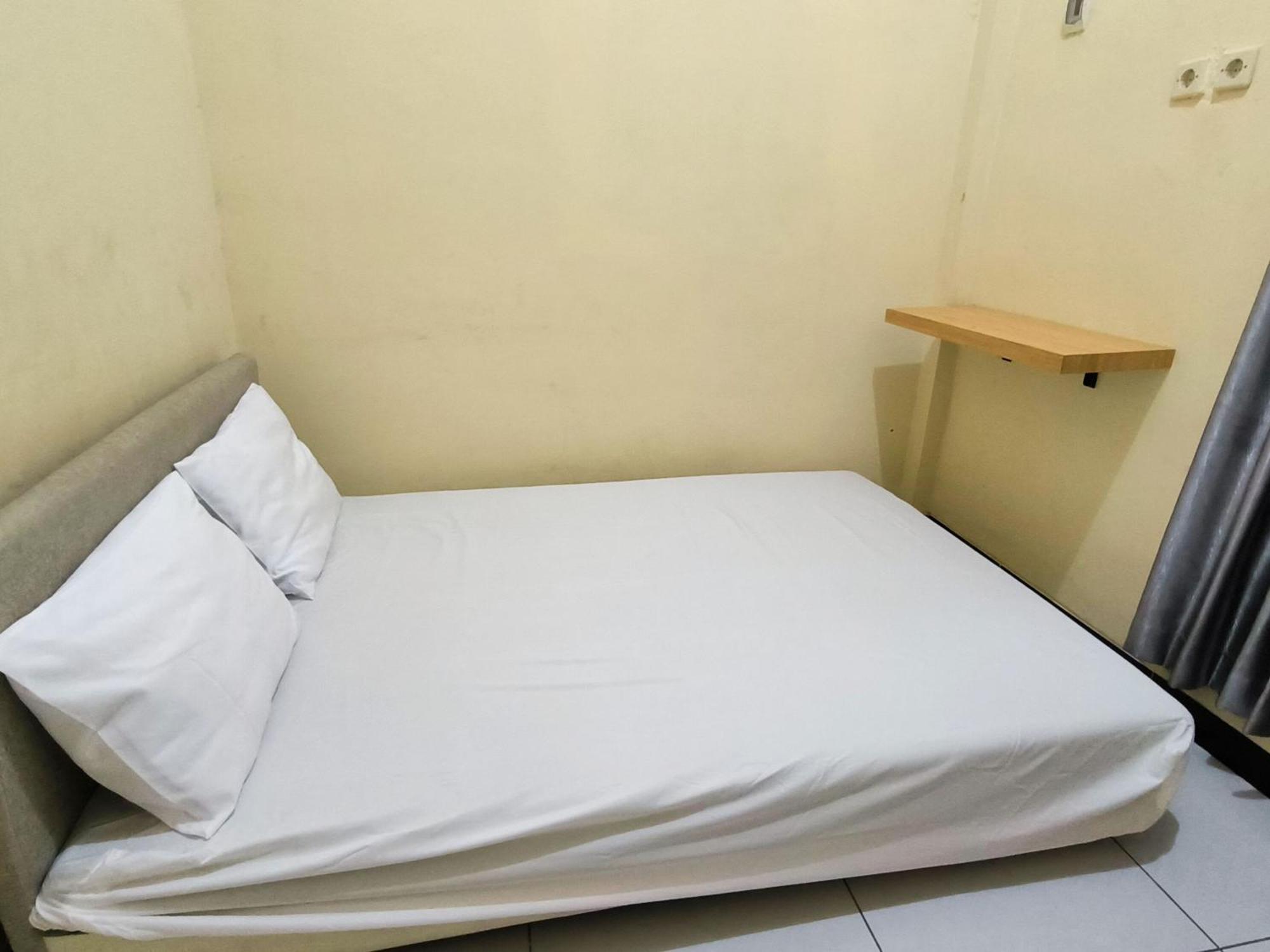 Nn Guesthouse 수라카르타 외부 사진