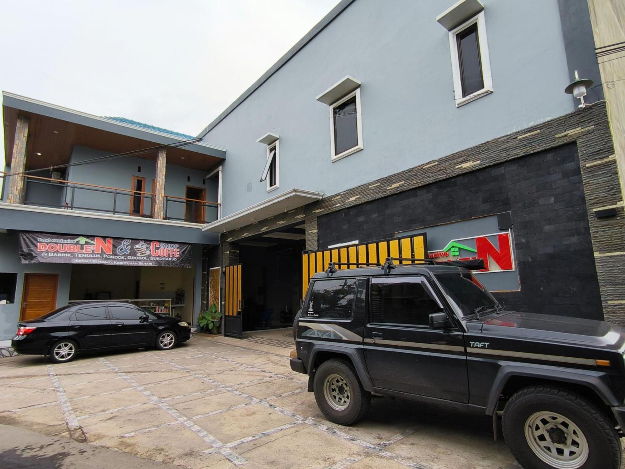 Nn Guesthouse 수라카르타 외부 사진